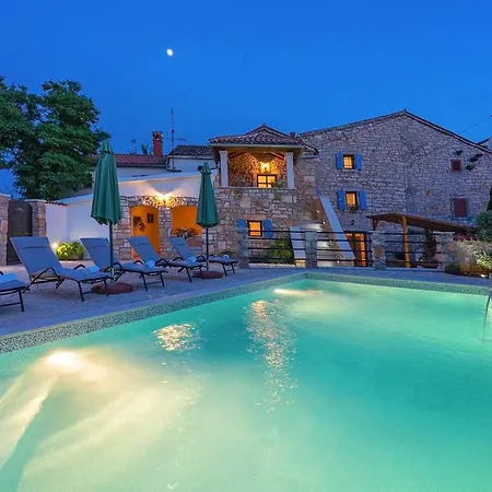 Hiza Bratovici Сasa de vacaciones Poreč