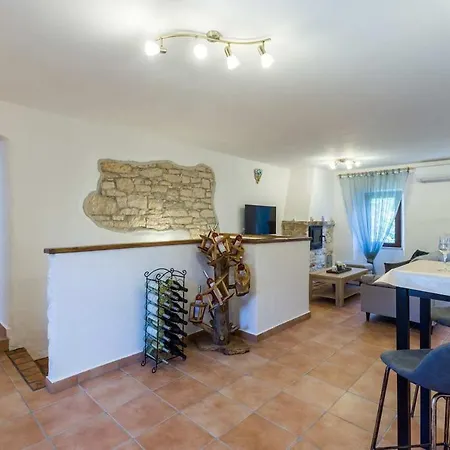 Hiza Bratovici Vakantiehuis *
