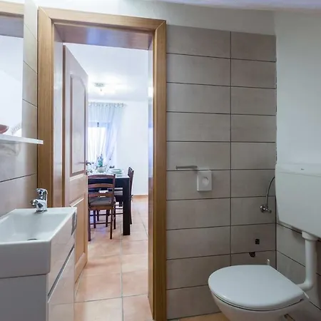 Hiza Bratovici Vakantiehuis
